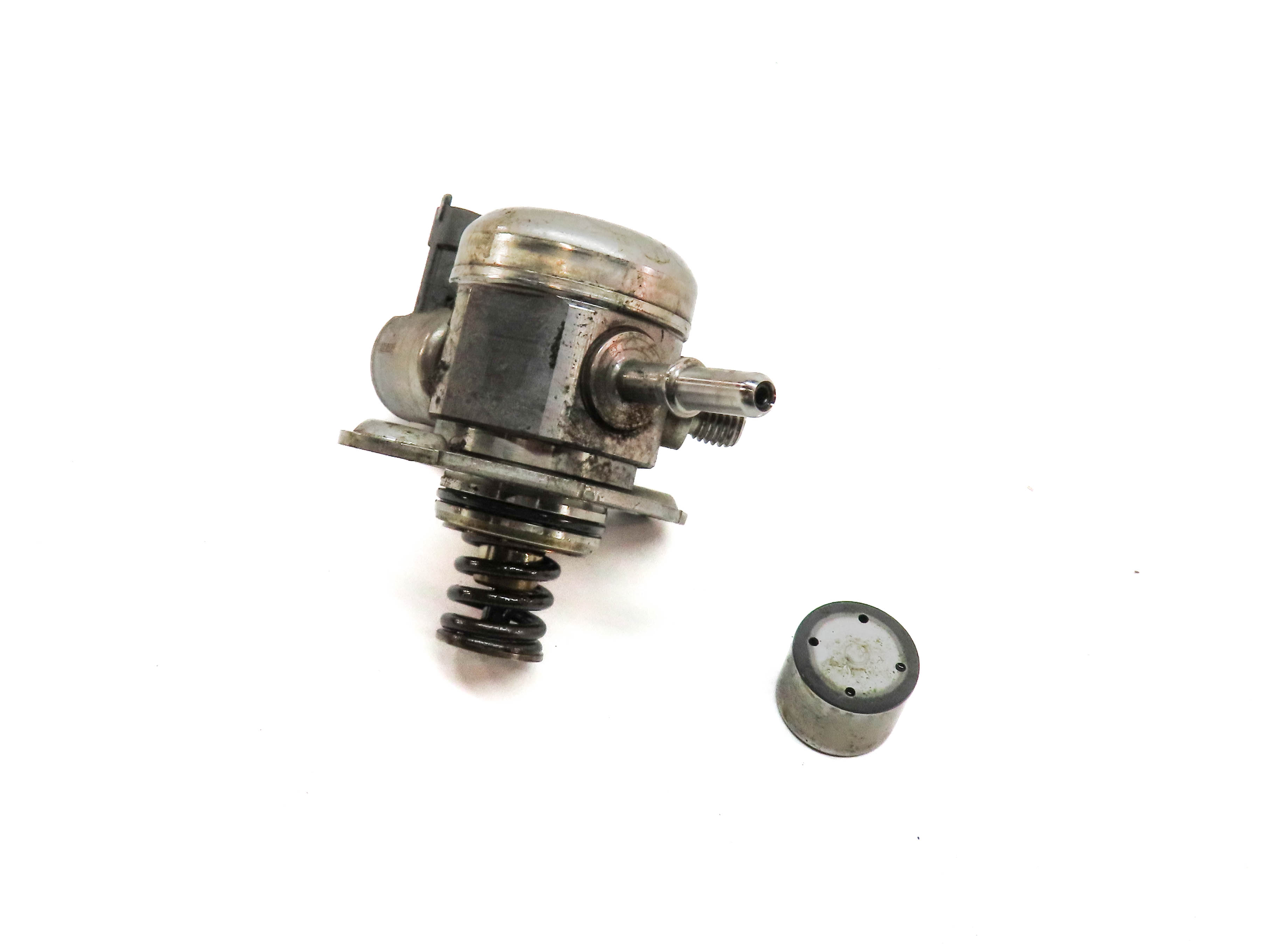 12-17 LR2 DISCOVERY SPORT RANGE ROVER EVOQUE (L538 L550) HIGH PRESSURE FUEL PUMP — exact item pictured